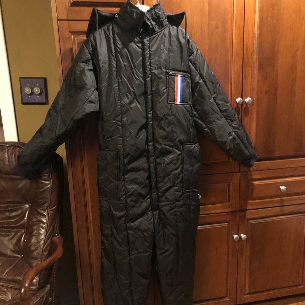 One piece super warm snowsuit Excellent condition